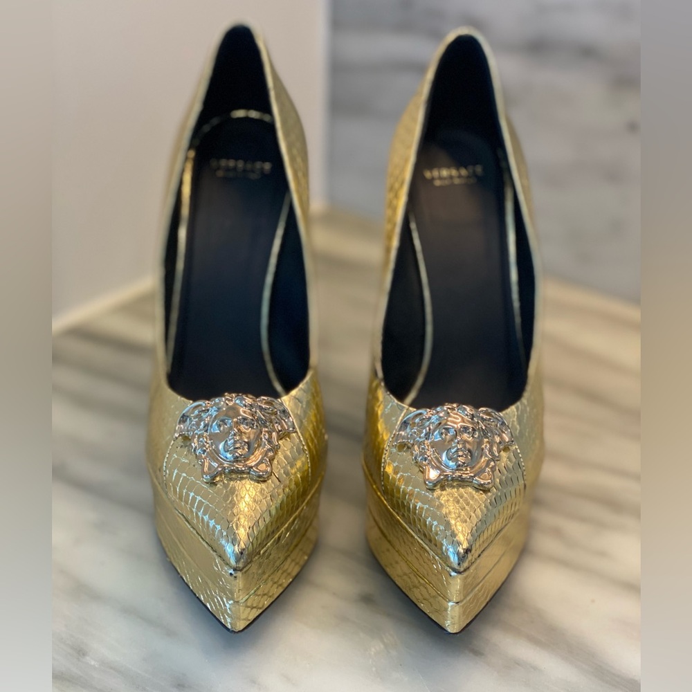 Versace Gold Pumps